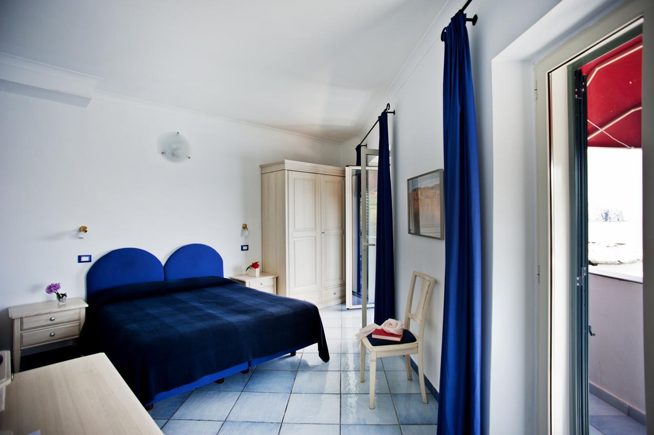 Iulia Hotel Ventotene