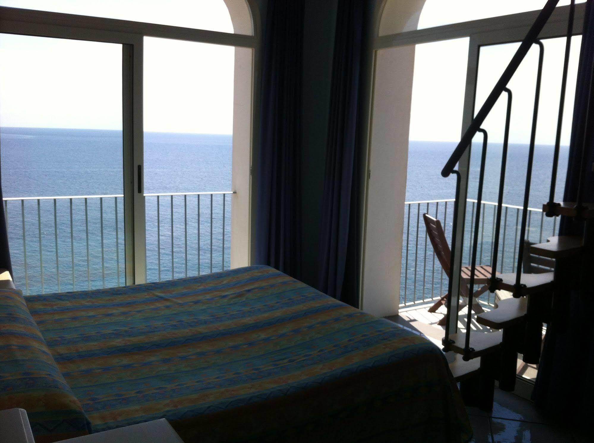 Iulia Hotel 3*