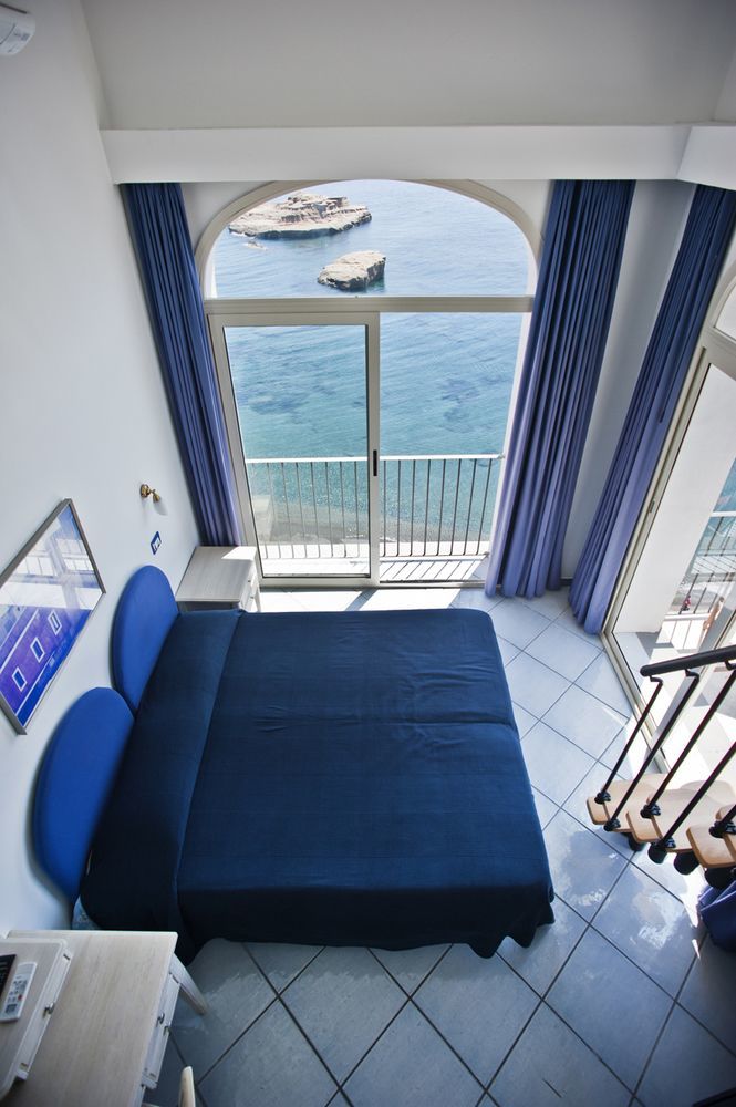Iulia 3* Ventotene